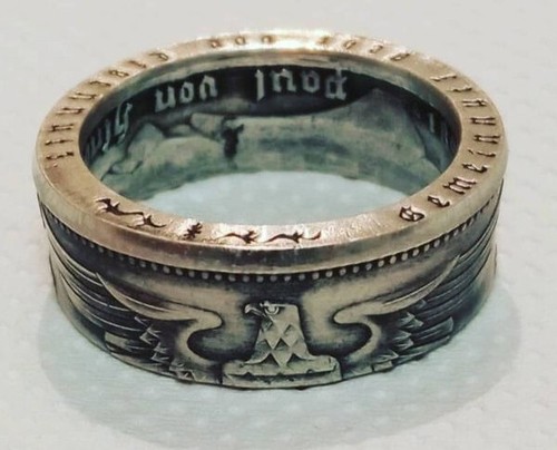 Anello realizzato con - , moneta